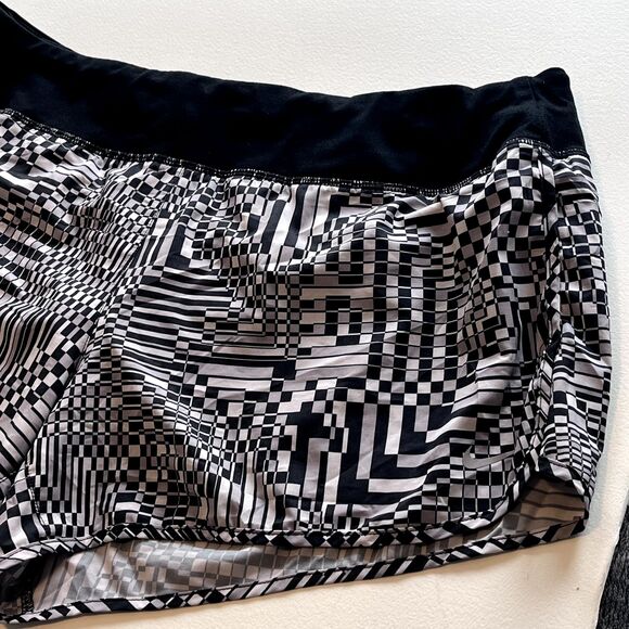 Women's Nike SW Rival Printed Running Shorts 825859 010 Size XL - Picture 4 of 13